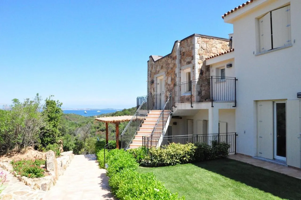 Residence Con Piscina A 4 Km Da Baja Sardinia Cala Bitta